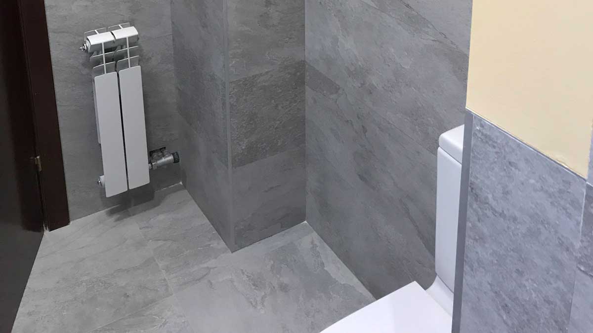 Reforma de baño amplio en la zona del Tibidabo en Barcelona