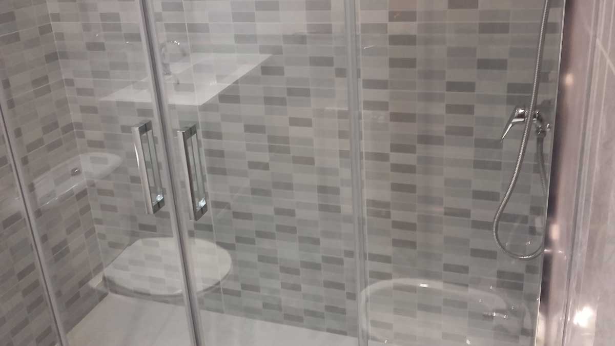 Cambio de bañera por ducha en el barrio del Clot en Barcelona