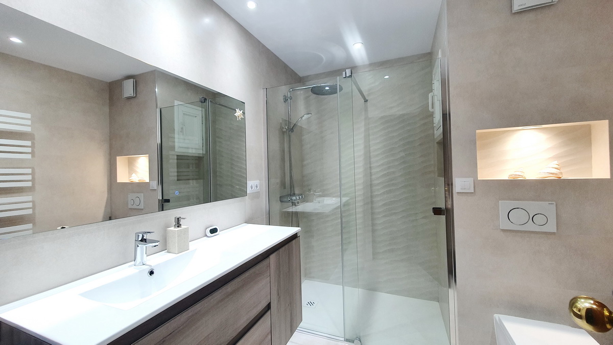 REFORMAS DE BAÑOS