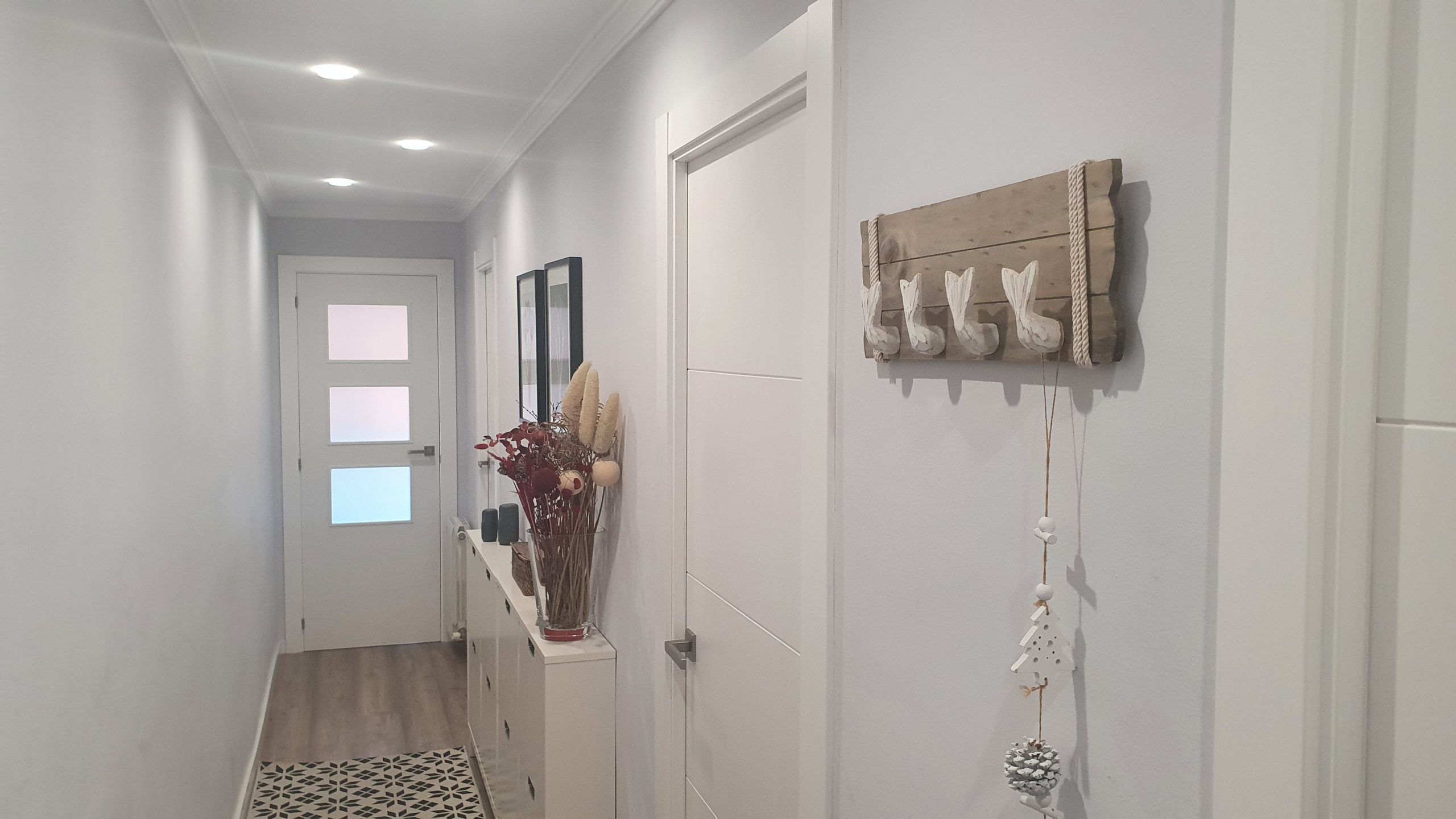 Reforma integral de piso moderno en el barrio de El Carmel
